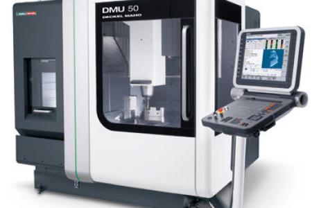 Centre d’usinage à commande numérique CNC