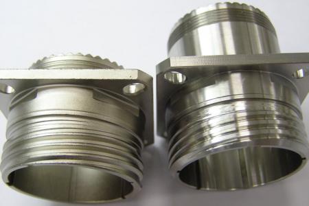 Boitier de connecteur en inox