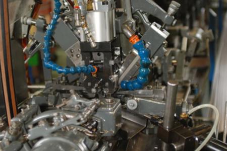 Tours à came pour le décolletage des pièces en grade quantités